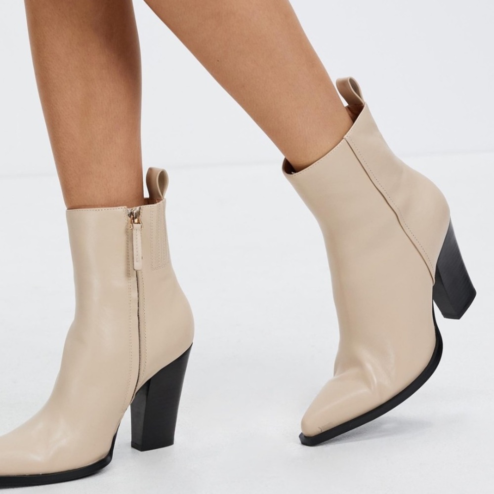 Alias Mae Taupe Ankle Booties
